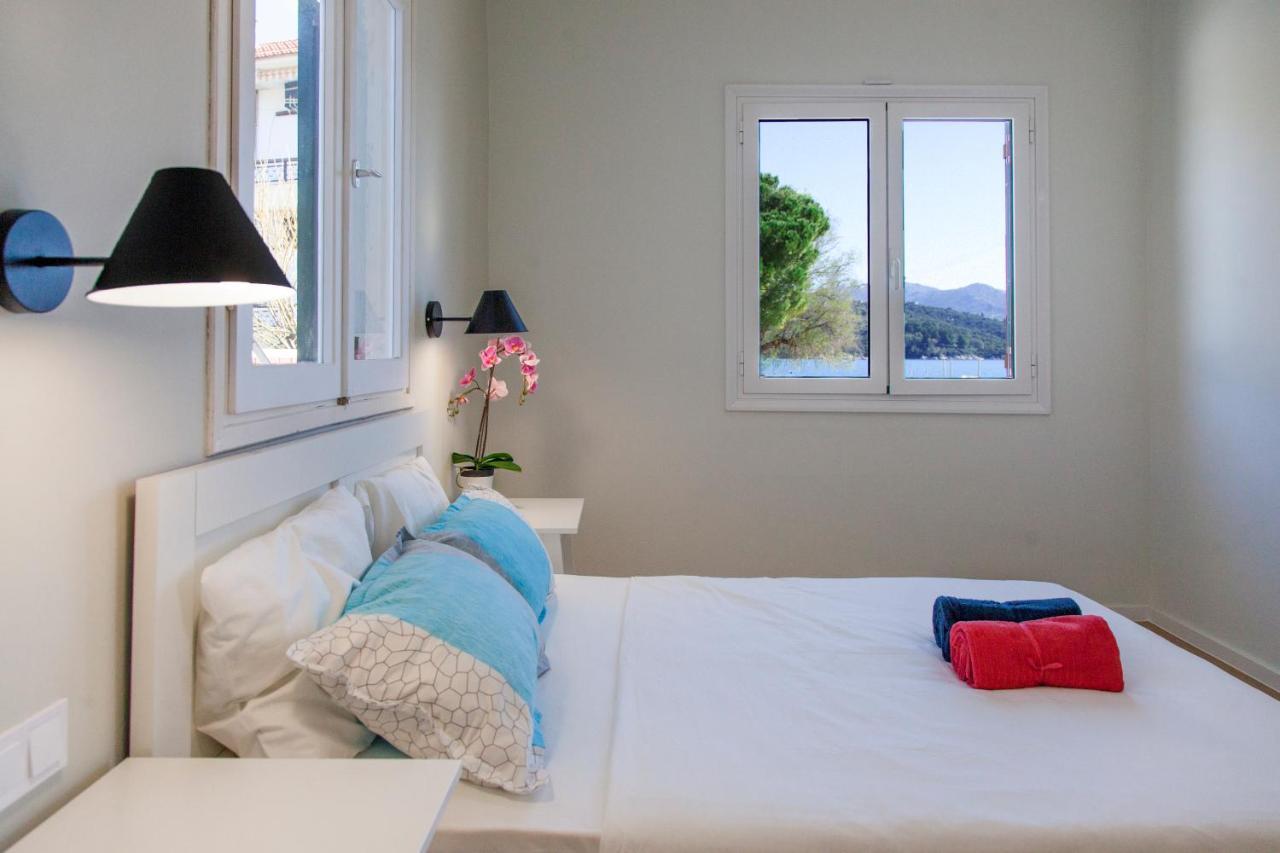 Ligia Waterfront Apartments エクステリア 写真