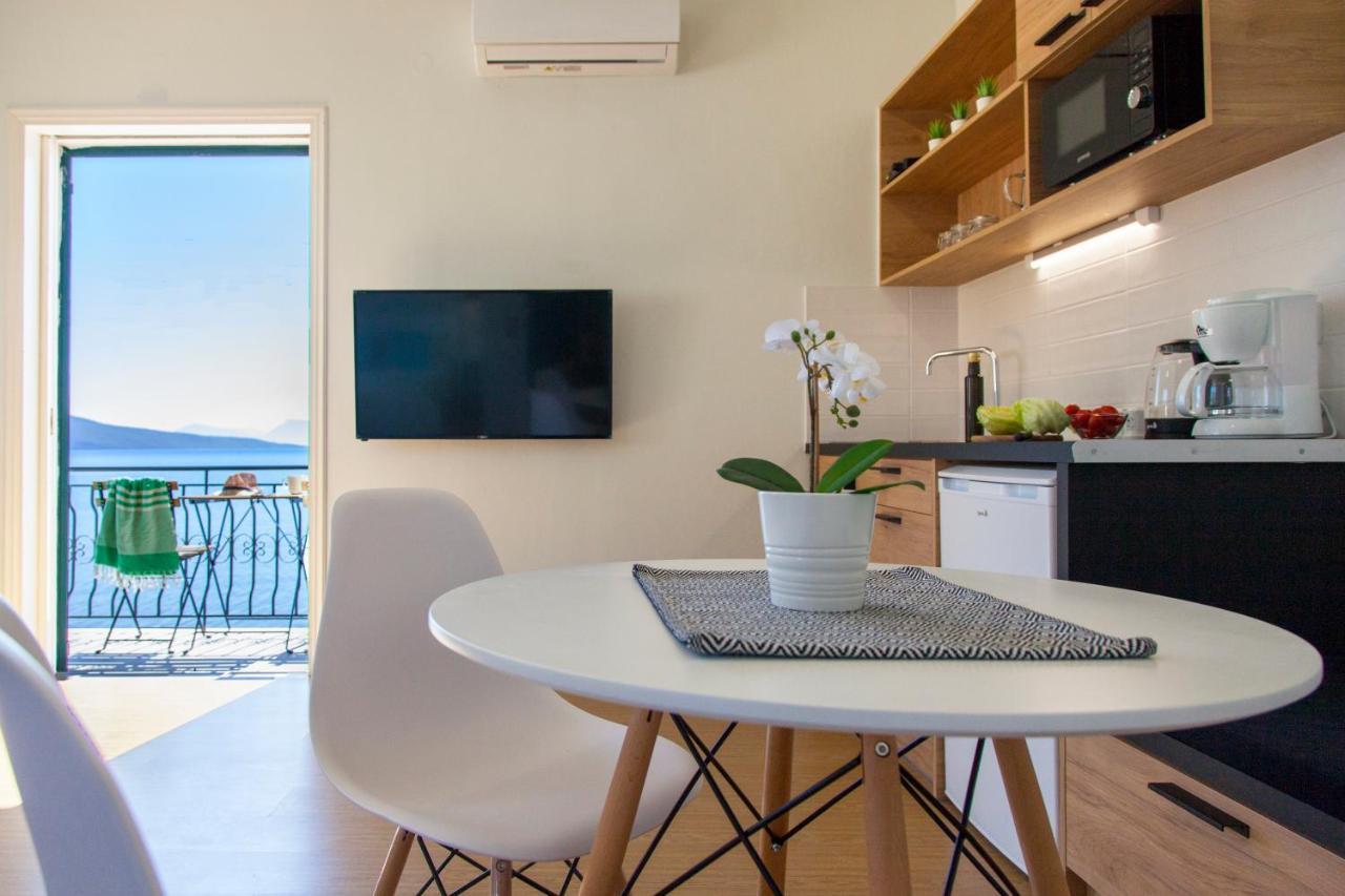 Ligia Waterfront Apartments エクステリア 写真