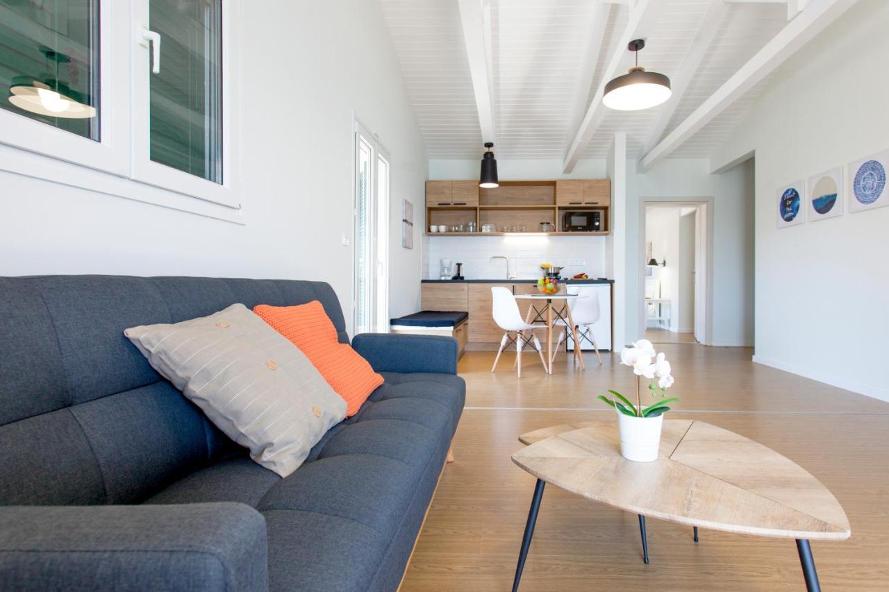 Ligia Waterfront Apartments エクステリア 写真