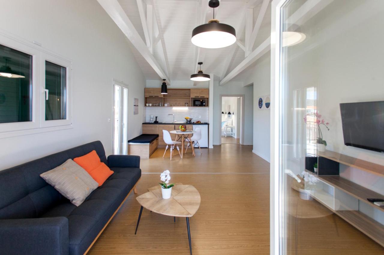 Ligia Waterfront Apartments エクステリア 写真